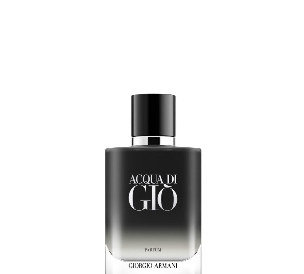 Frasco de Acqua di Giò Parfum