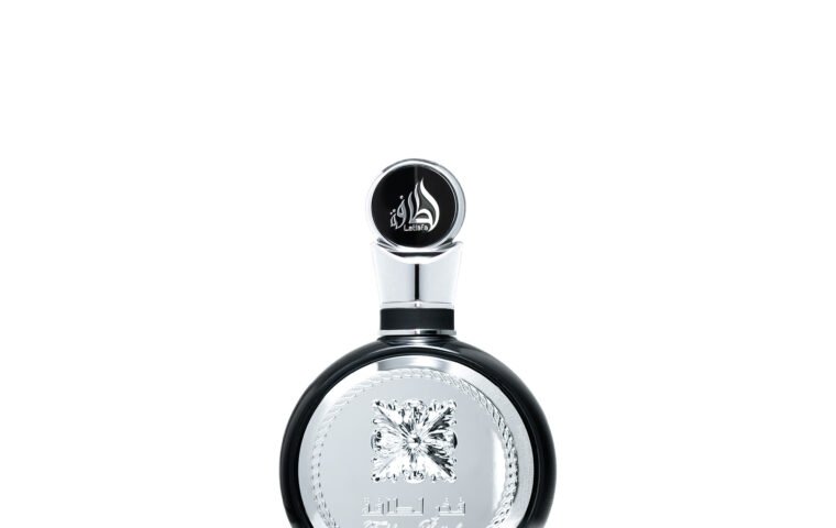 Frasco do perfume Fakhar Black, oficialmente Fakhar Lattafa Men